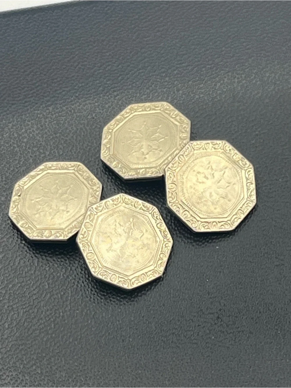 Belais 14k White Gold Front Etched Cuff links Art Deco flower snowflake design